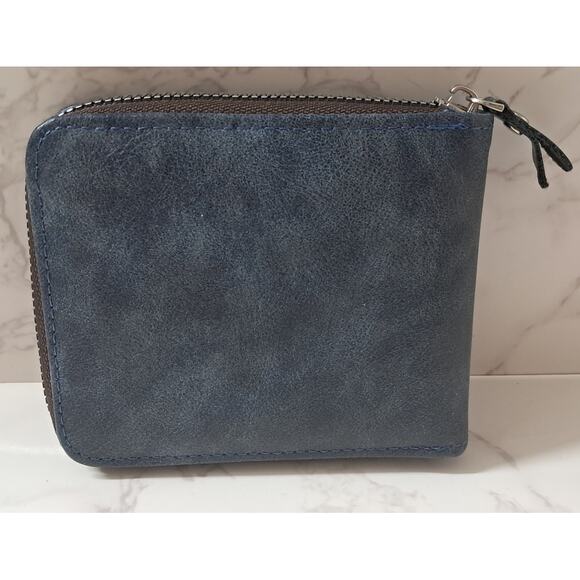 NEW Carrken Style Men’s Dark Blue Vintage/Distressed Zip Around Wallet - Picture 2 of 5